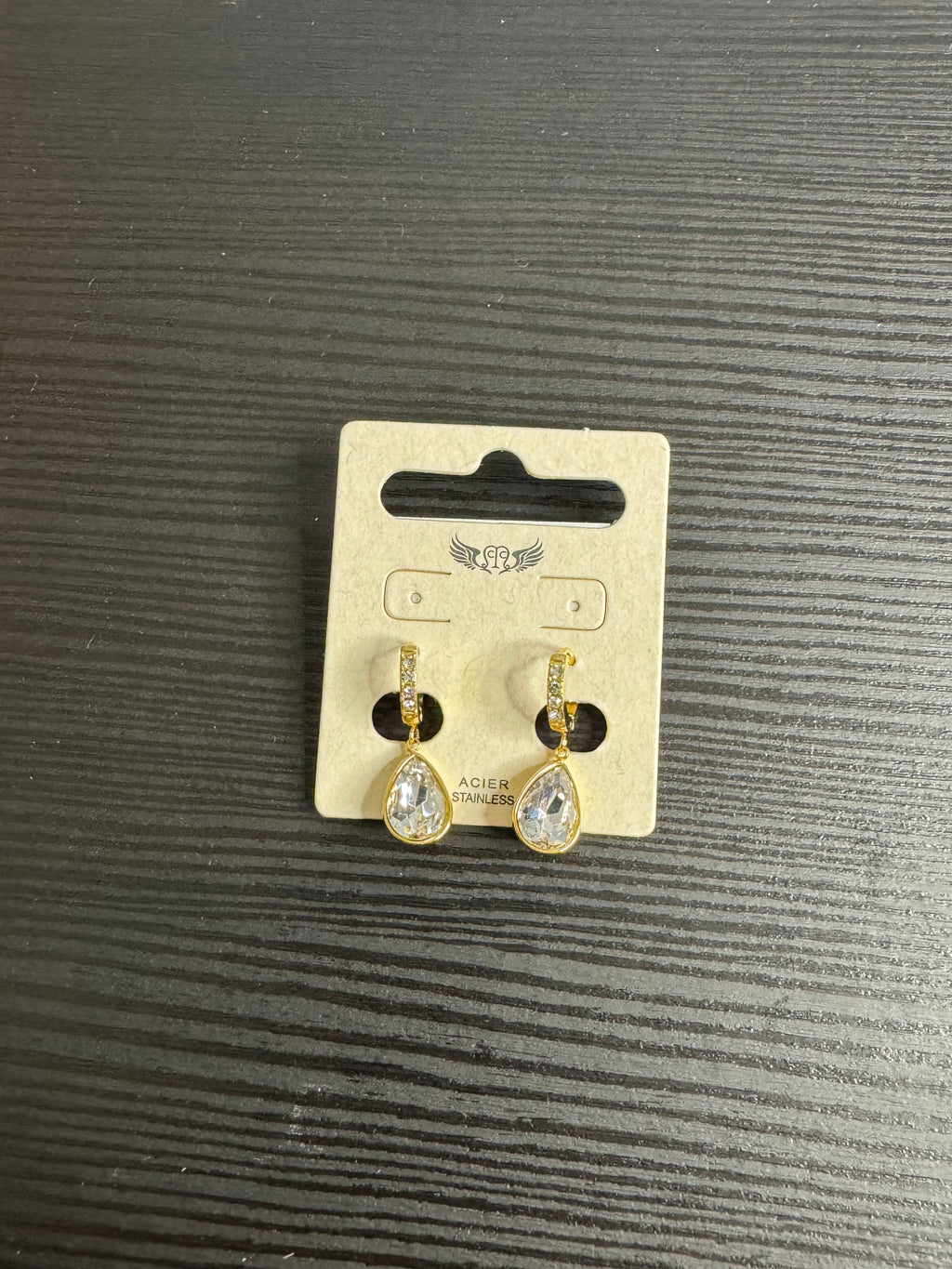 Boucle d’oreille goutte