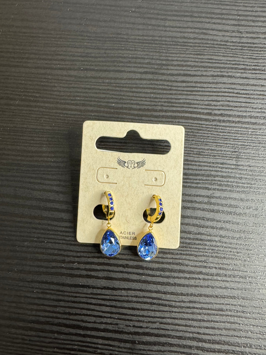 Boucle d’oreille goutte