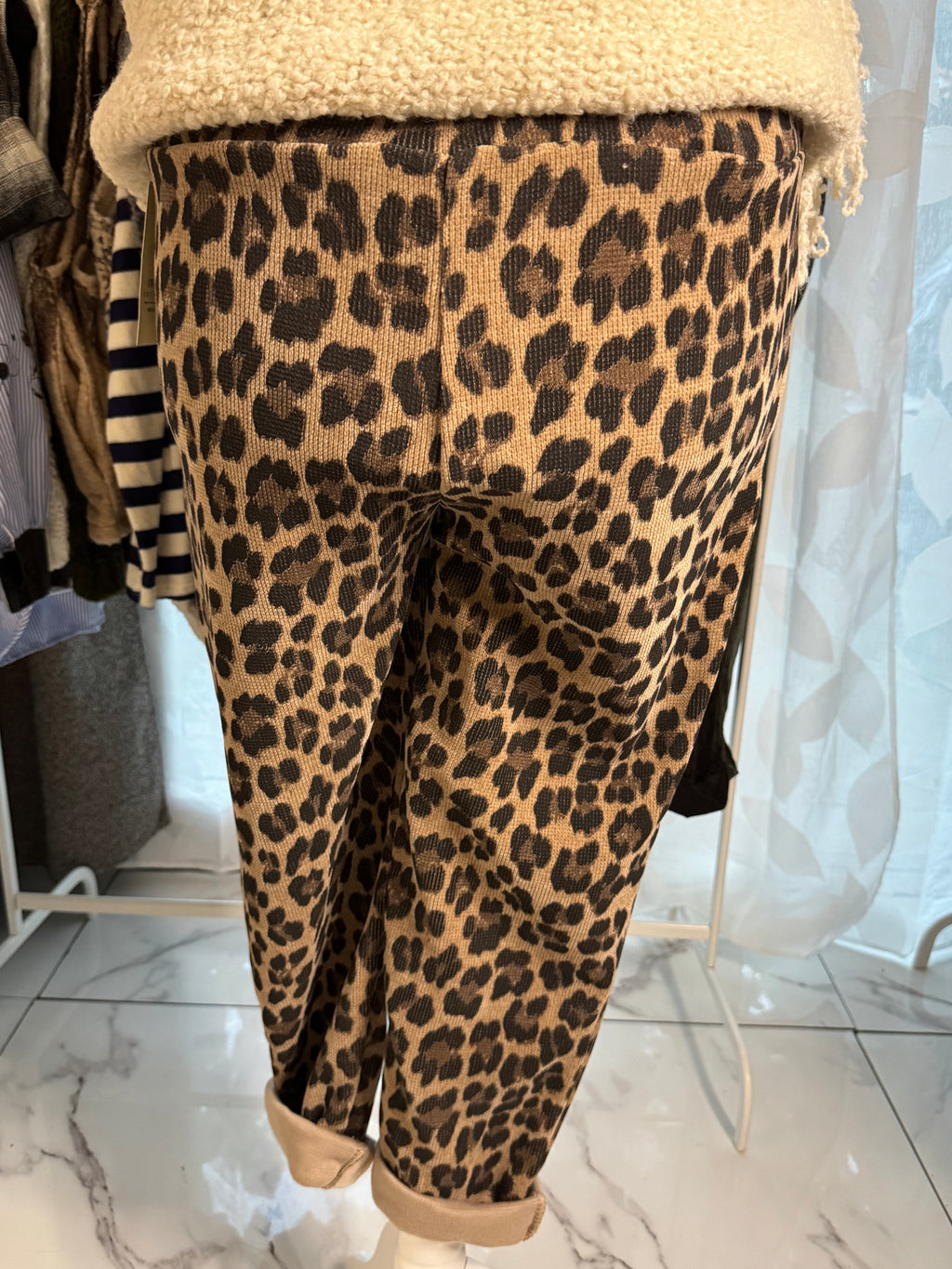 Pantalon léopard