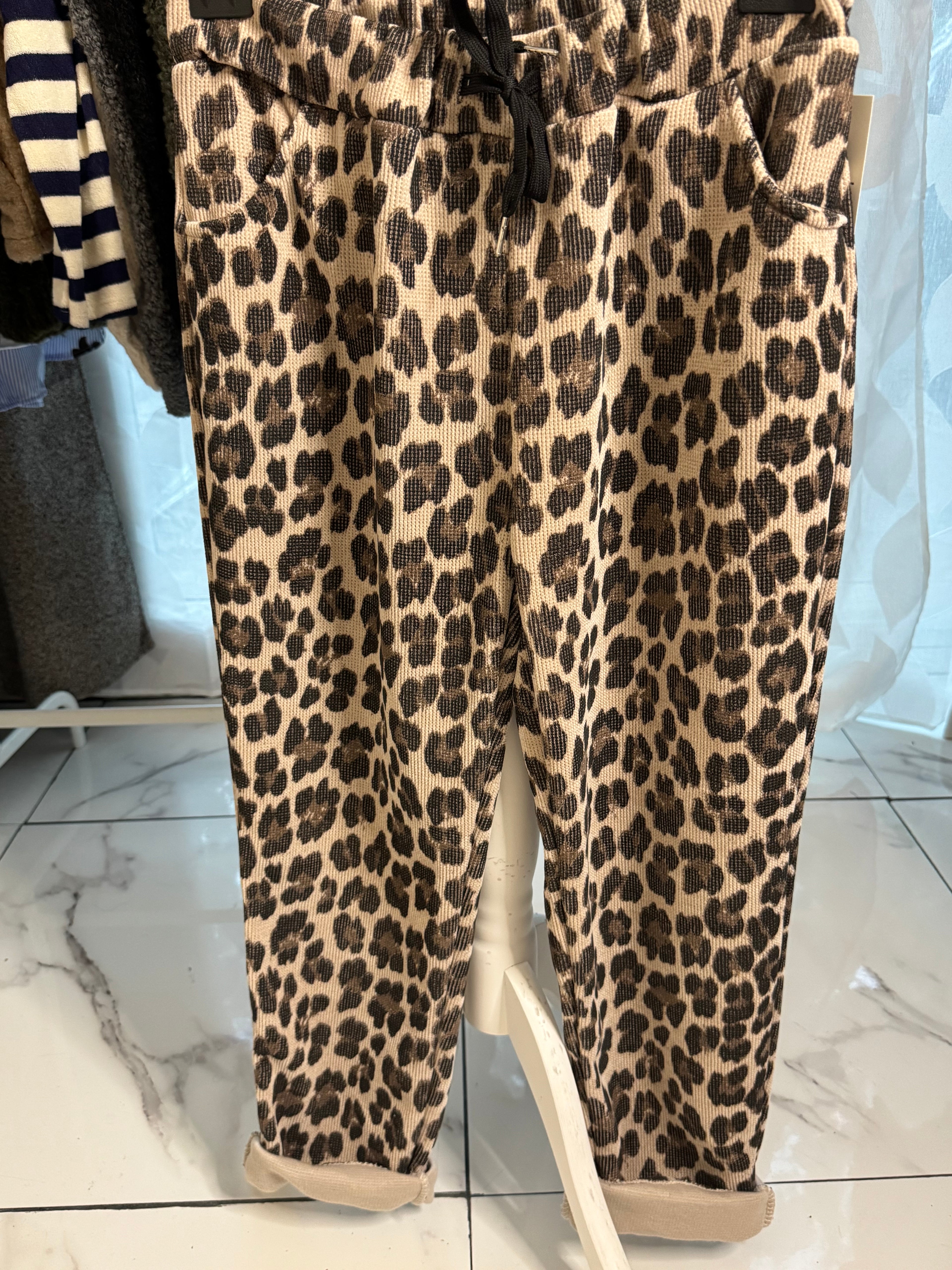 Pantalon léopard