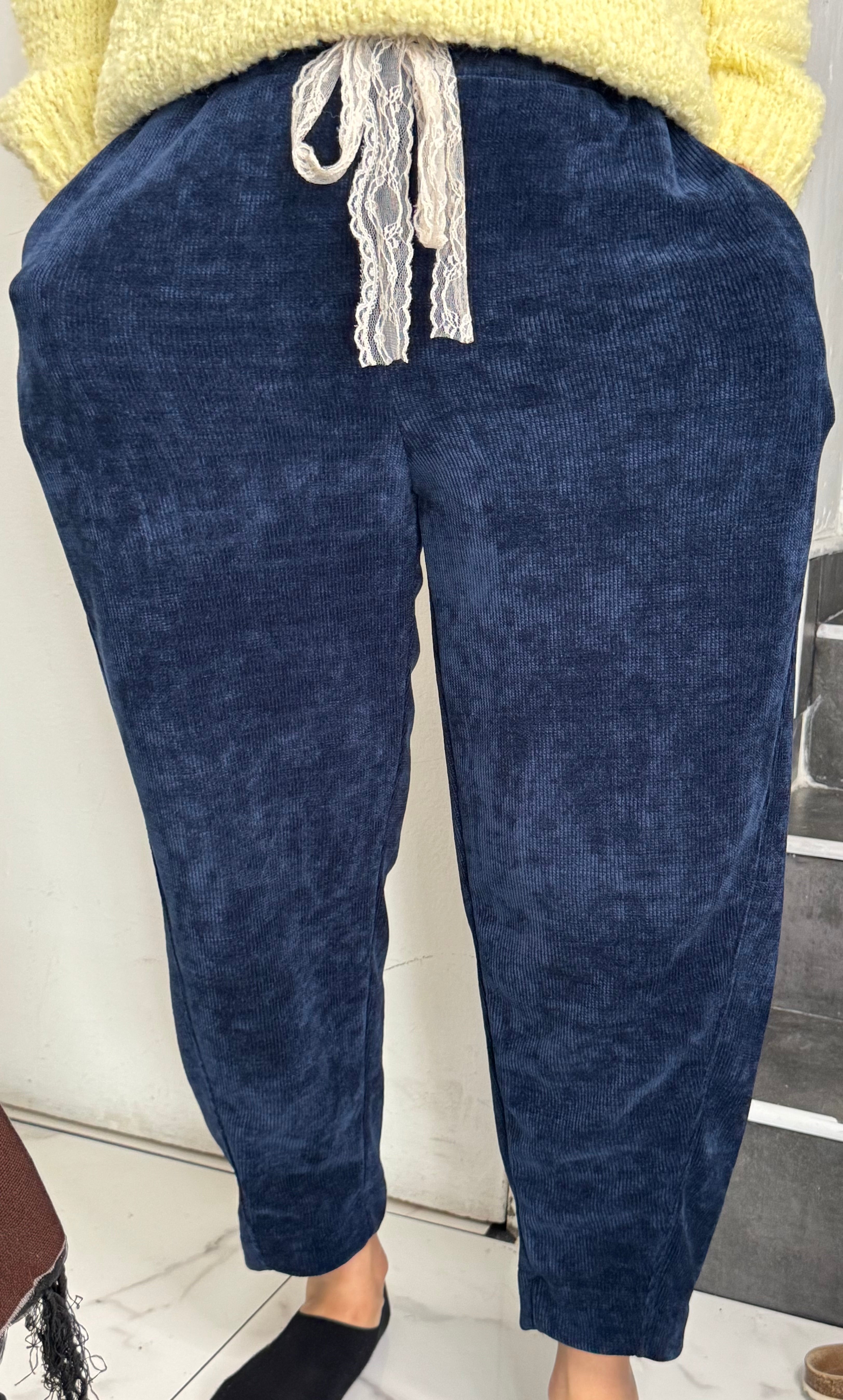 Pantalon ruban dentelle