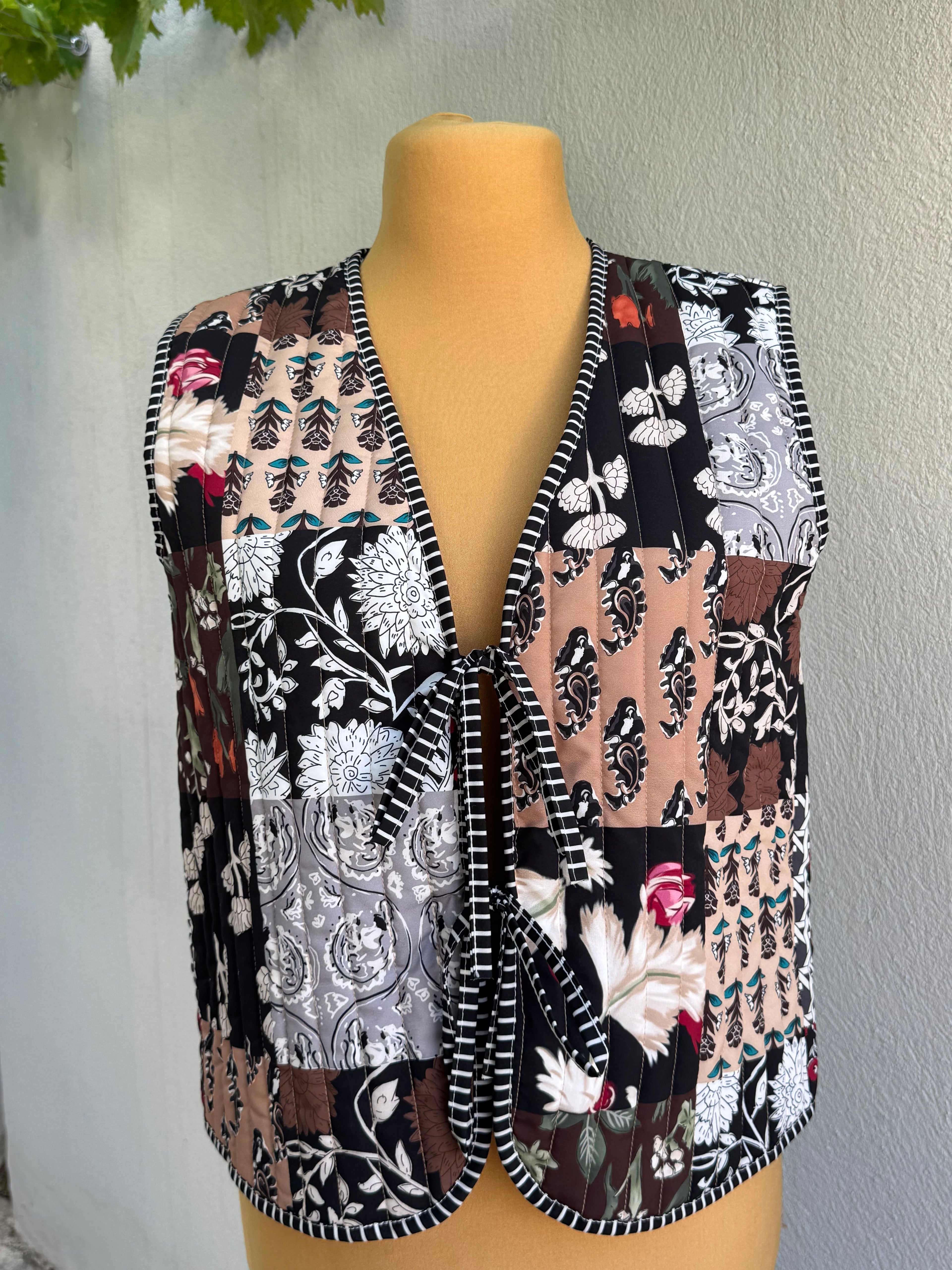 Gilet Armelle avec noeud news