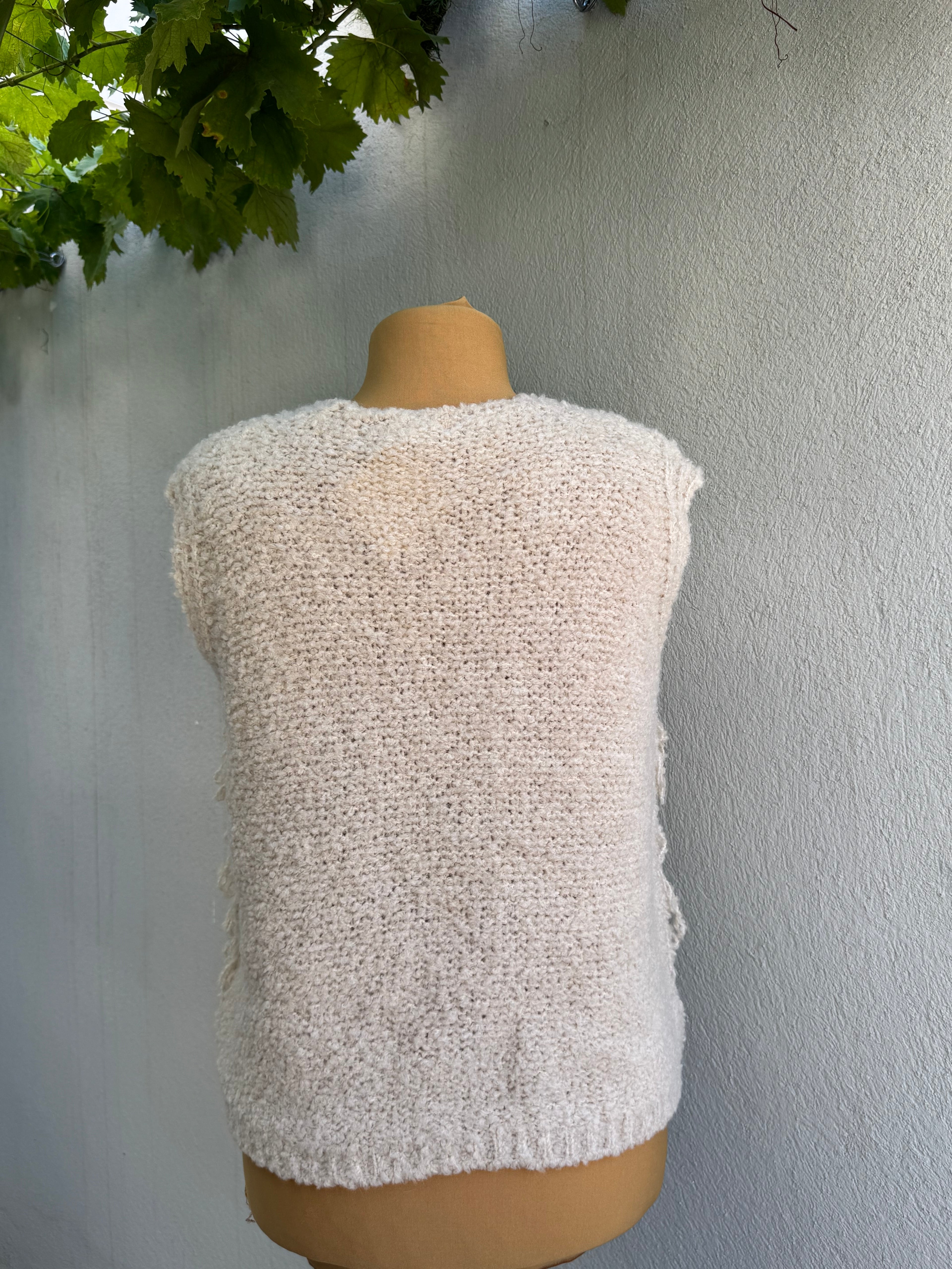 GILET Beatrice News
