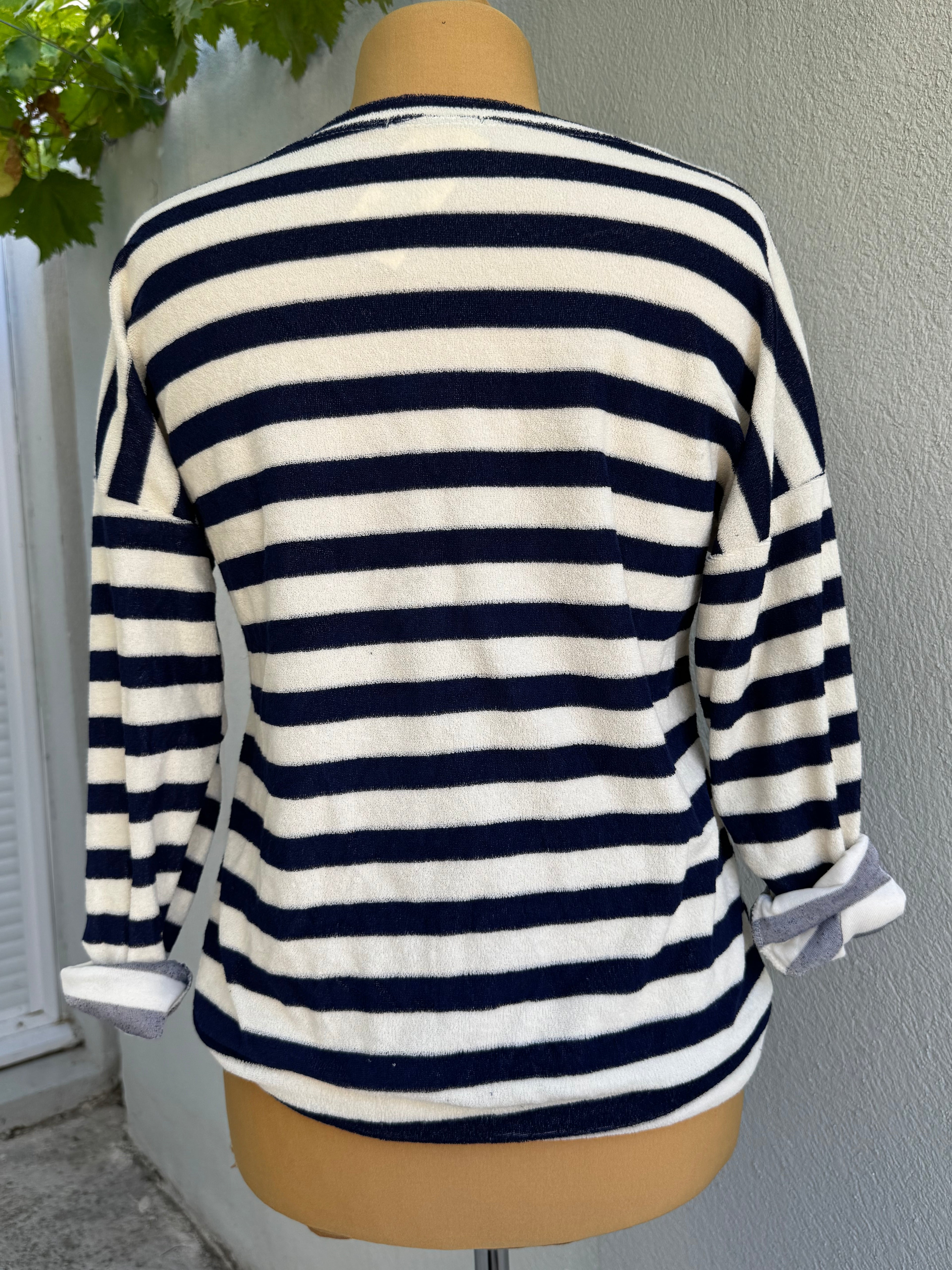 haut rayé bleu marine et blanc