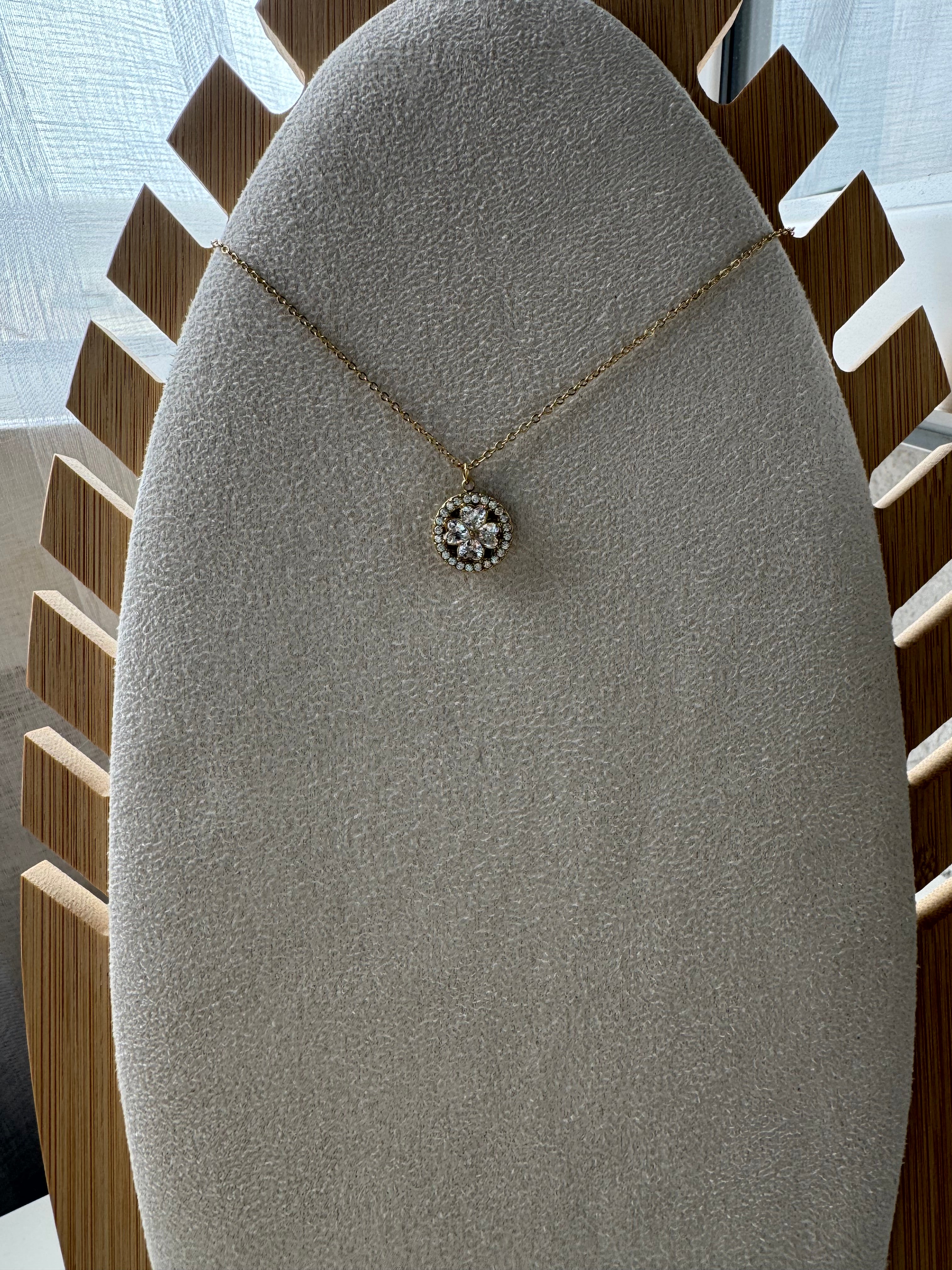 collier  EDWIGE anti-stress rond + trèfle Doré ou argenté